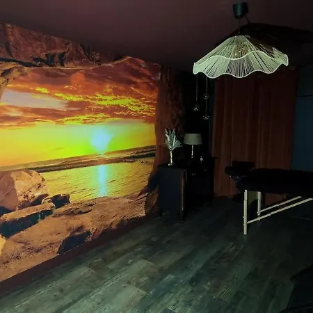 L'echappee Du Soleil Couchant Balneo Sauna Massage *