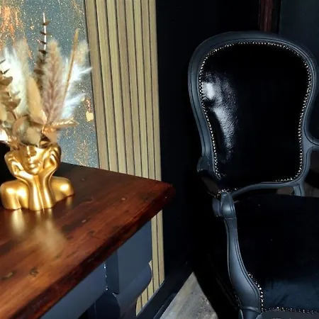 Semesterbostad L'echappee Du Soleil Couchant Balneo Sauna Massage *